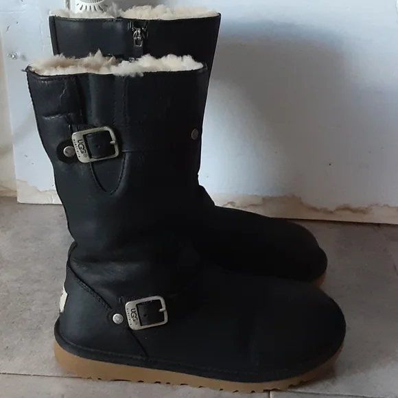 UGG boots size 5 - Picture 1 of 5